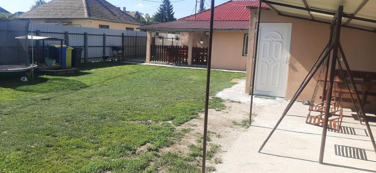 Apartament Viktoria Vendeghaz Miszkolc Zewnętrze zdjęcie